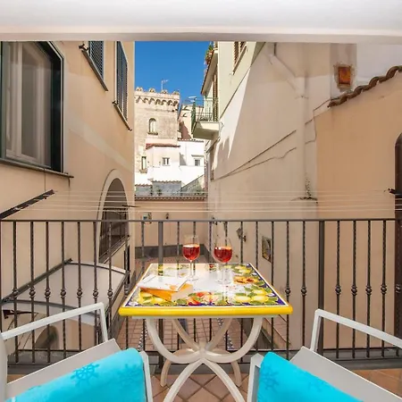 Maison Chiari Holiday home